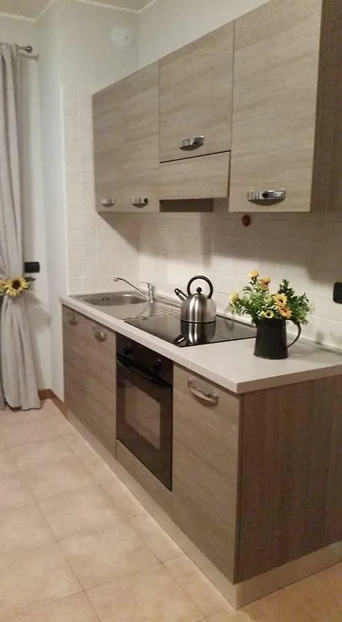 Sunflower House Ieo Ripamonti Milan 0*,  Italy