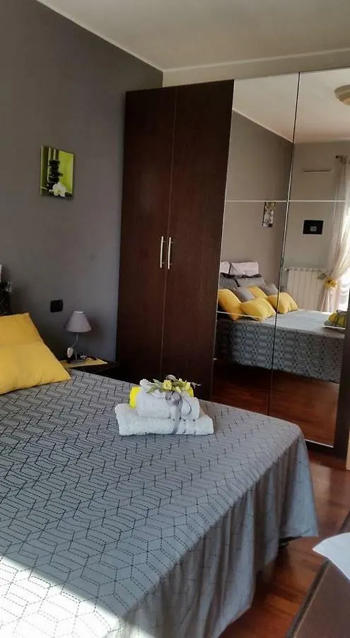 Apartment Sunflower House Ieo Ripamonti Milan Italy