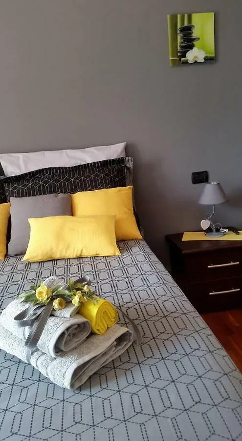 Sunflower House Ieo Ripamonti Milan Apartment