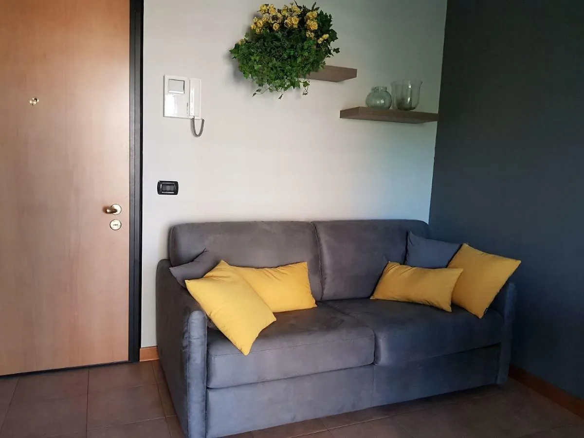 Sunflower House Ieo Ripamonti Milan Apartment